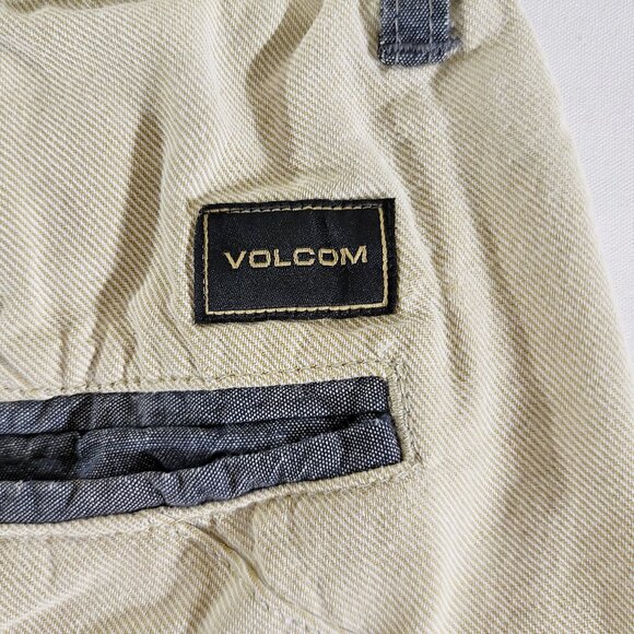 VOLCOM Shorts Mens 36 (Actual 37"x10") Distressed Chino Board Beach Skate Casual - Picture 4 of 7
